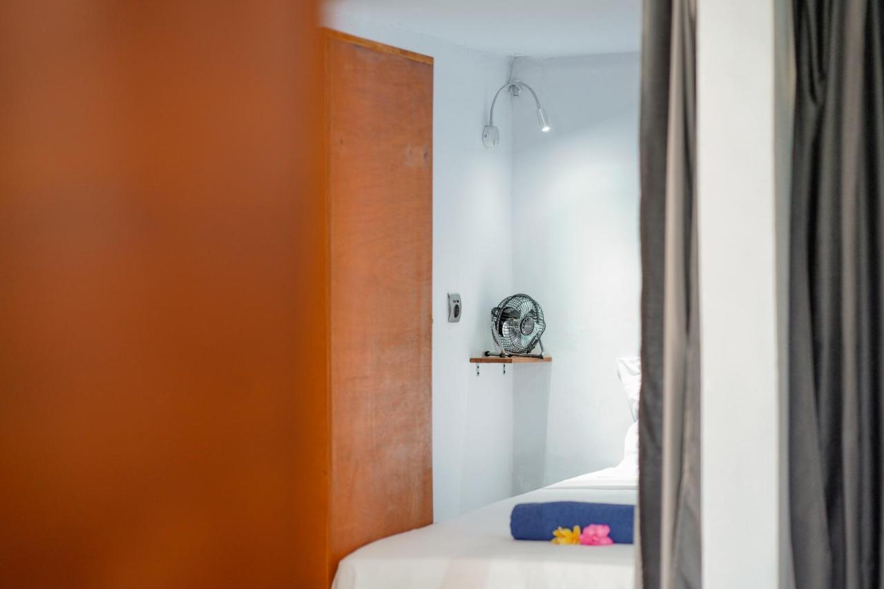 Kuta  Waiwas Hostel מראה חיצוני תמונה