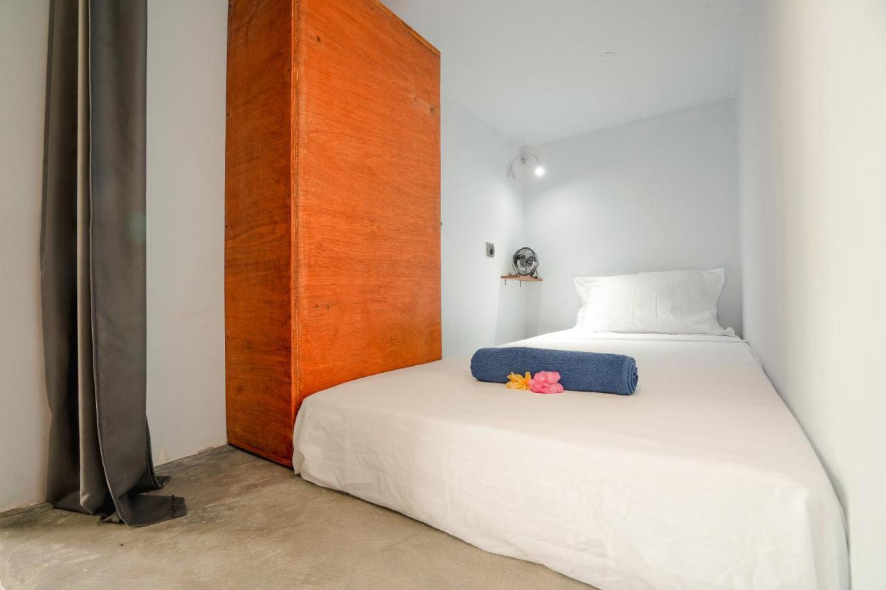 Kuta  Waiwas Hostel מראה חיצוני תמונה
